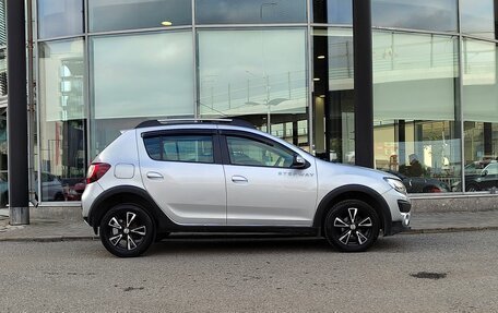 Renault Sandero II рестайлинг, 2018 год, 1 055 000 рублей, 6 фотография