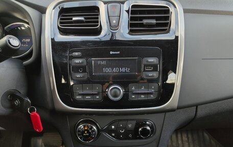 Renault Sandero II рестайлинг, 2018 год, 1 055 000 рублей, 10 фотография