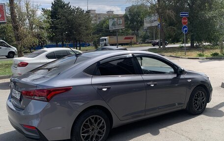 Hyundai Solaris II рестайлинг, 2019 год, 1 400 000 рублей, 4 фотография