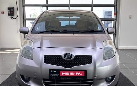 Toyota Vitz, 2005 год, 399 000 рублей, 2 фотография