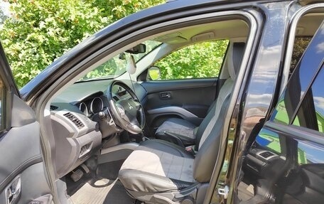 Mitsubishi Outlander III рестайлинг 3, 2012 год, 1 130 000 рублей, 6 фотография
