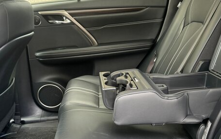 Lexus RX IV рестайлинг, 2019 год, 5 900 000 рублей, 15 фотография