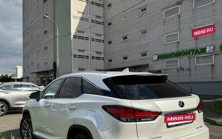 Lexus RX IV рестайлинг, 2019 год, 5 900 000 рублей, 2 фотография