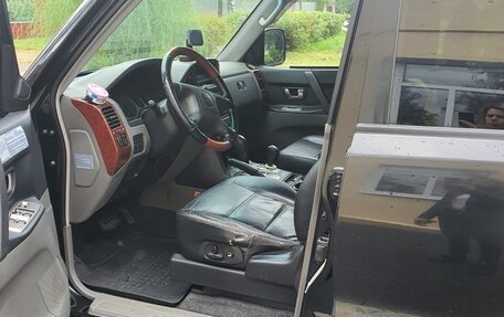 Mitsubishi Pajero III рестайлинг, 2004 год, 800 000 рублей, 8 фотография