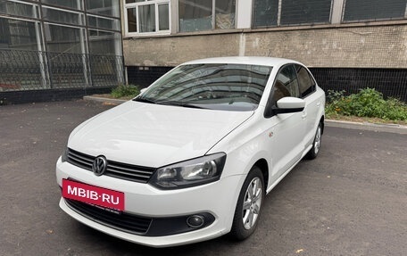 Volkswagen Polo VI (EU Market), 2014 год, 950 000 рублей, 4 фотография