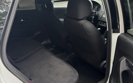 Volkswagen Polo VI (EU Market), 2014 год, 950 000 рублей, 25 фотография