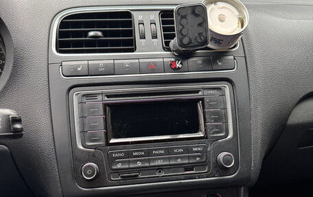 Volkswagen Polo VI (EU Market), 2014 год, 950 000 рублей, 27 фотография