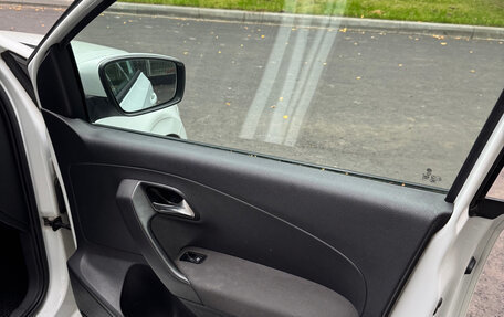 Volkswagen Polo VI (EU Market), 2014 год, 950 000 рублей, 23 фотография