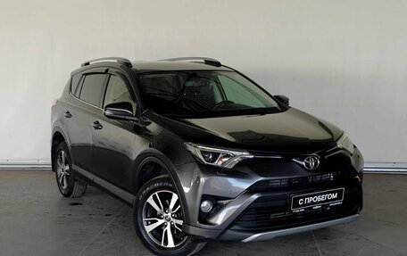 Toyota RAV4, 2016 год, 2 000 000 рублей, 3 фотография