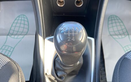 Hyundai Solaris II рестайлинг, 2013 год, 585 000 рублей, 17 фотография