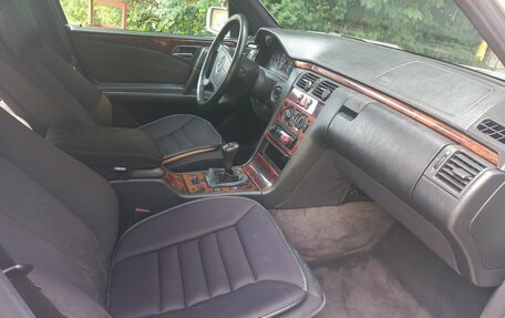 Mercedes-Benz E-Класс, 1999 год, 620 000 рублей, 6 фотография