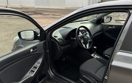 Hyundai Solaris II рестайлинг, 2012 год, 980 000 рублей, 9 фотография