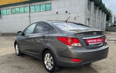 Hyundai Solaris II рестайлинг, 2012 год, 980 000 рублей, 5 фотография