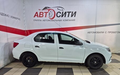 Renault Logan II, 2019 год, 914 000 рублей, 8 фотография