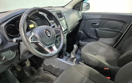 Renault Logan II, 2019 год, 914 000 рублей, 11 фотография