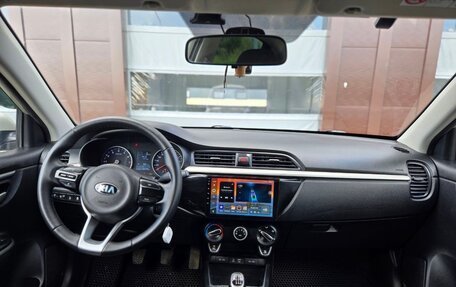 KIA Rio IV, 2018 год, 920 000 рублей, 6 фотография