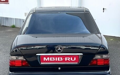 Mercedes-Benz W124, 1993 год, 570 000 рублей, 8 фотография