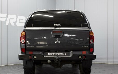 Mitsubishi L200 IV рестайлинг, 2012 год, 1 730 000 рублей, 4 фотография