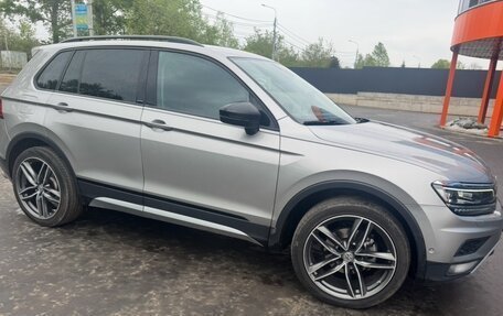 Volkswagen Tiguan II, 2018 год, 1 850 000 рублей, 5 фотография