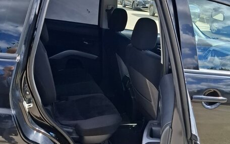 Mitsubishi Outlander III рестайлинг 3, 2011 год, 1 250 000 рублей, 17 фотография