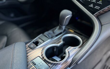 Toyota Camry, 2020 год, 2 500 000 рублей, 30 фотография
