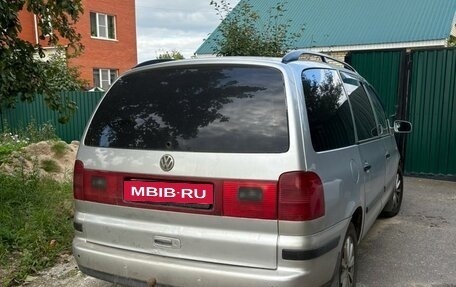 Volkswagen Sharan I рестайлинг, 2001 год, 400 000 рублей, 3 фотография