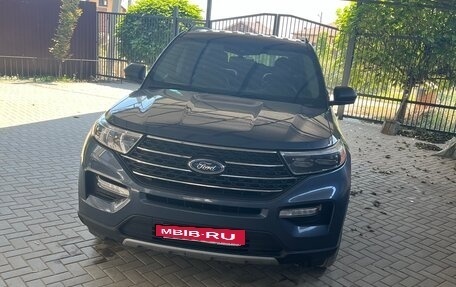 Ford Explorer VI, 2021 год, 3 100 000 рублей, 2 фотография