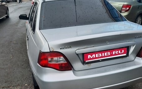 Daewoo Nexia I рестайлинг, 2011 год, 200 000 рублей, 4 фотография