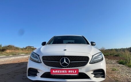 Mercedes-Benz C-Класс, 2018 год, 2 850 000 рублей, 2 фотография