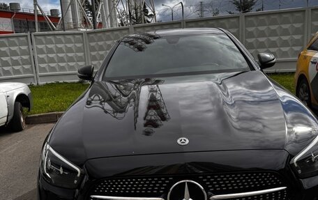 Mercedes-Benz E-Класс, 2021 год, 4 900 000 рублей, 4 фотография