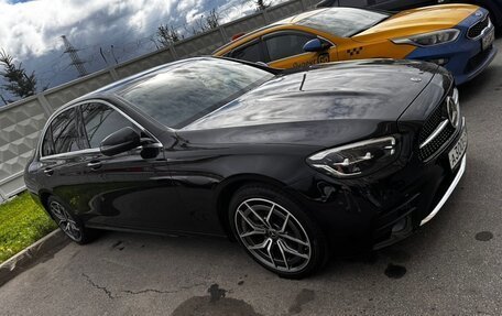 Mercedes-Benz E-Класс, 2021 год, 4 900 000 рублей, 3 фотография