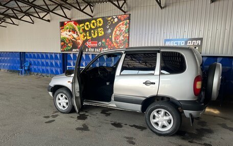 Chevrolet Niva I рестайлинг, 2003 год, 360 000 рублей, 5 фотография