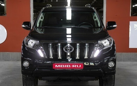 Toyota Land Cruiser Prado 150 рестайлинг 2, 2017 год, 4 298 000 рублей, 2 фотография
