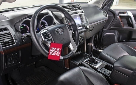 Toyota Land Cruiser Prado 150 рестайлинг 2, 2017 год, 4 298 000 рублей, 16 фотография