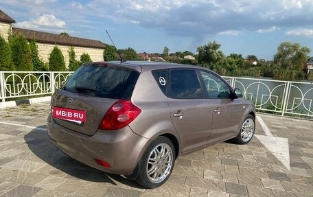 KIA cee'd I рестайлинг, 2009 год, 690 000 рублей, 11 фотография