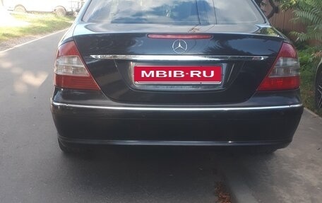 Mercedes-Benz E-Класс, 2006 год, 780 000 рублей, 3 фотография