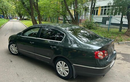 Volkswagen Passat B6, 2006 год, 570 000 рублей, 13 фотография