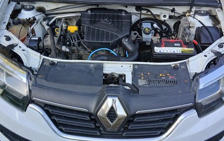 Renault Logan II, 2019 год, 650 000 рублей, 7 фотография