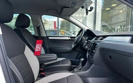 Skoda Rapid I, 2018 год, 1 500 000 рублей, 10 фотография