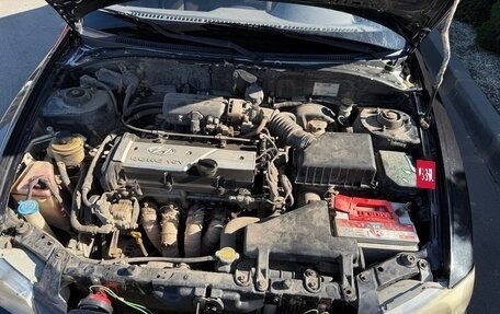 Hyundai Accent II, 2005 год, 380 000 рублей, 2 фотография
