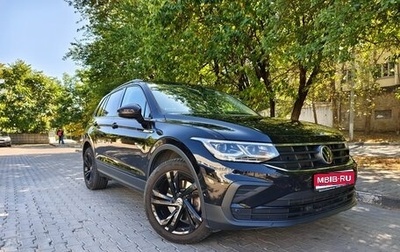 Volkswagen Tiguan II, 2021 год, 3 280 000 рублей, 1 фотография