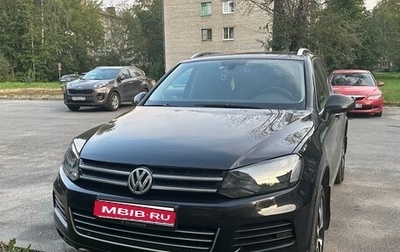 Volkswagen Touareg III, 2011 год, 1 700 000 рублей, 1 фотография