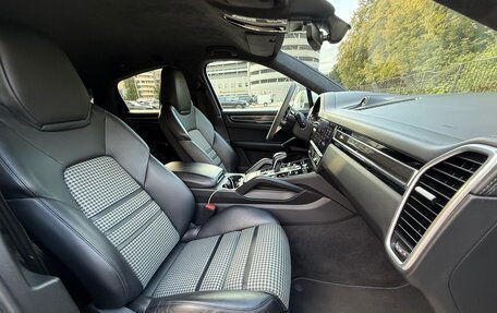 Porsche Cayenne III, 2019 год, 10 650 000 рублей, 11 фотография