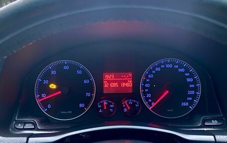 Volkswagen Golf V, 2006 год, 399 999 рублей, 9 фотография