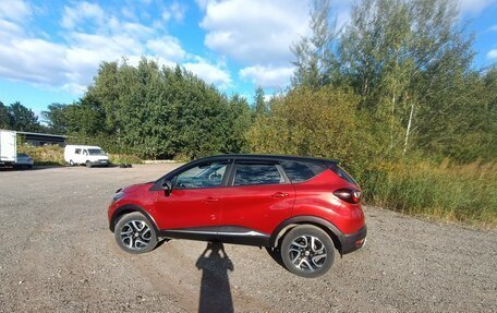 Renault Kaptur I рестайлинг, 2019 год, 1 600 000 рублей, 2 фотография