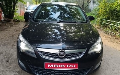Opel Astra J, 2011 год, 690 000 рублей, 1 фотография