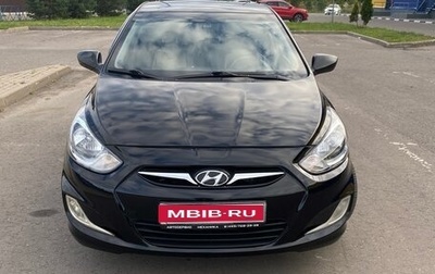 Hyundai Solaris II рестайлинг, 2013 год, 700 000 рублей, 1 фотография