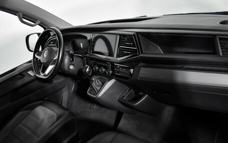 Volkswagen Multivan T6 рестайлинг, 2020 год, 6 150 000 рублей, 14 фотография