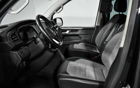 Volkswagen Multivan T6 рестайлинг, 2020 год, 6 150 000 рублей, 10 фотография