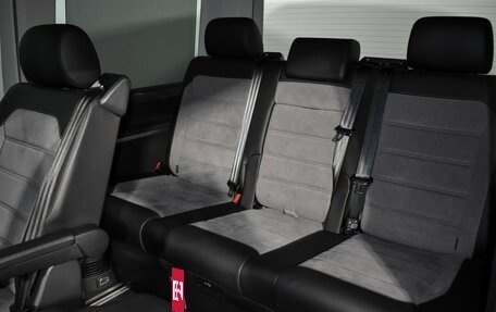 Volkswagen Multivan T6 рестайлинг, 2020 год, 6 150 000 рублей, 13 фотография